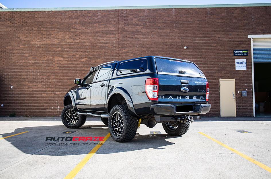 FORD RANGER MO985 GLOSS BLACK MACHINED